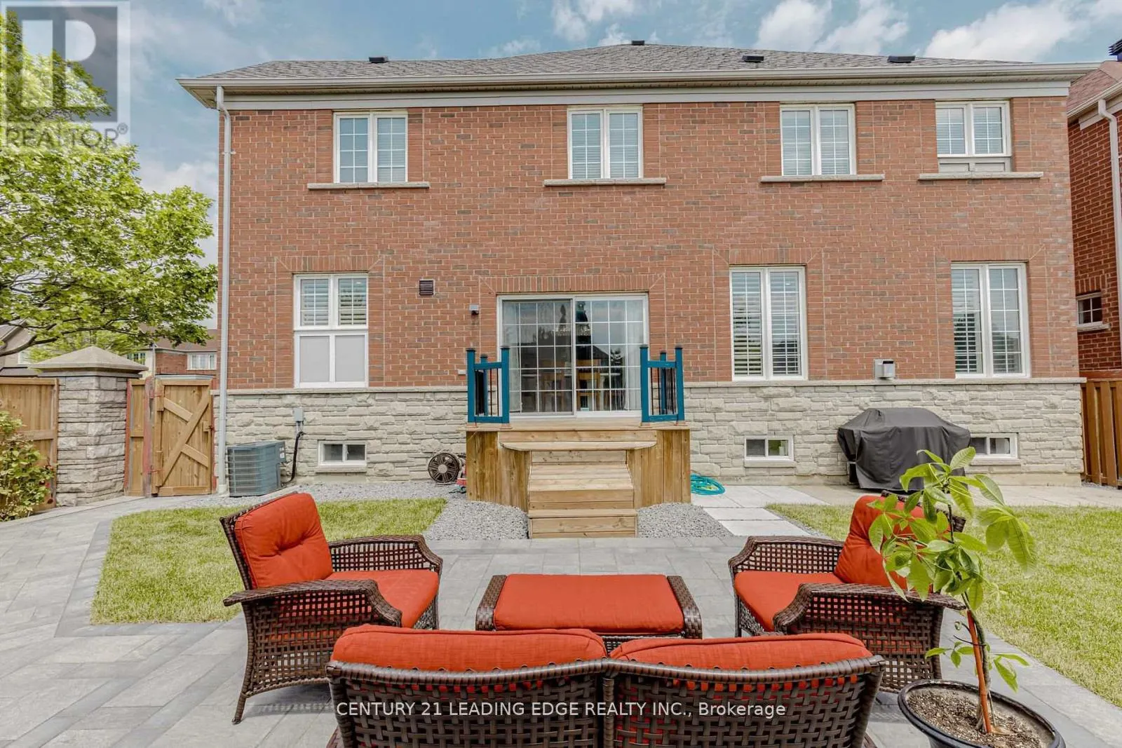 15 ALDEN SQUARE