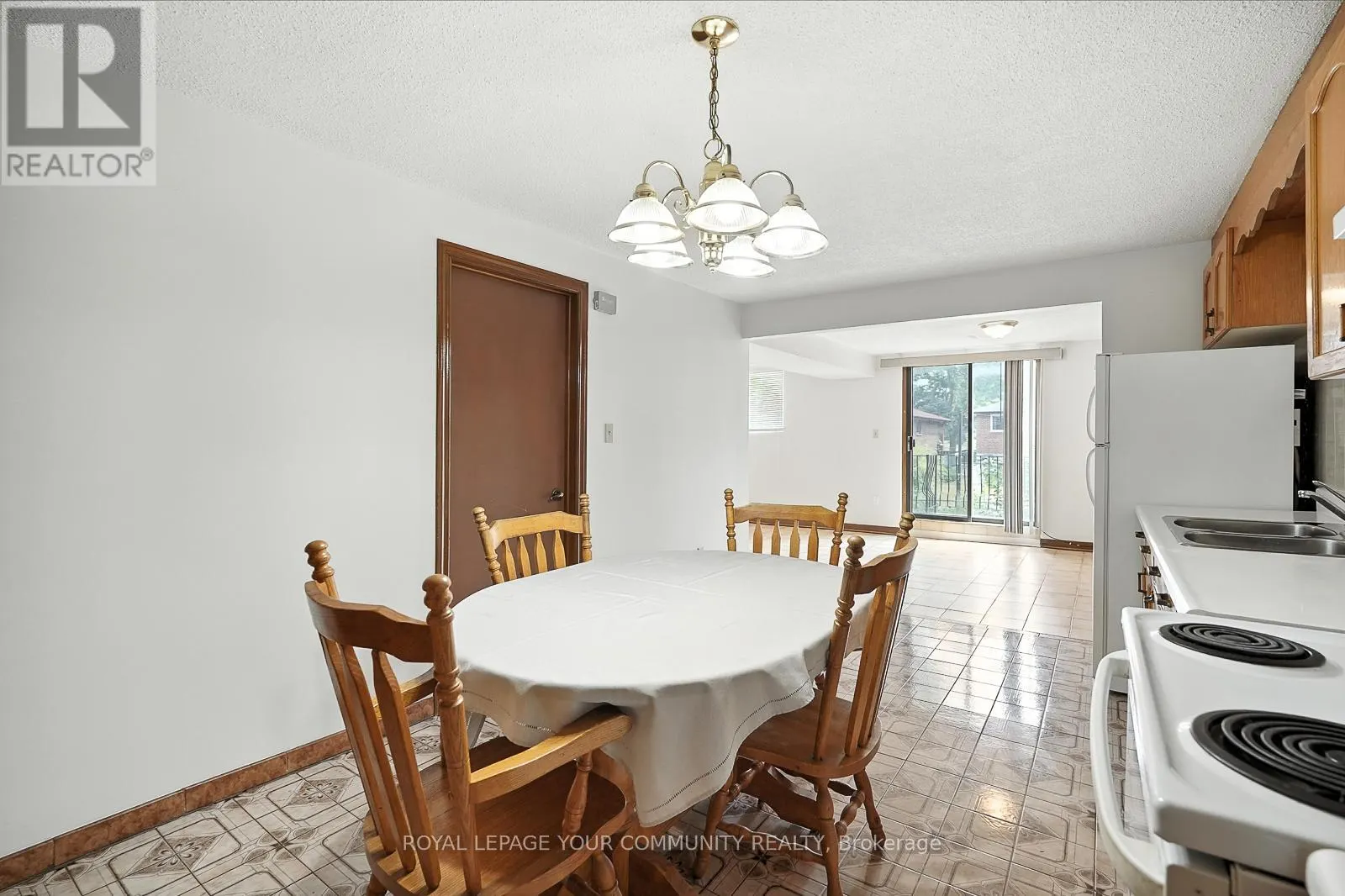 72 FRED BLAND CRESCENT