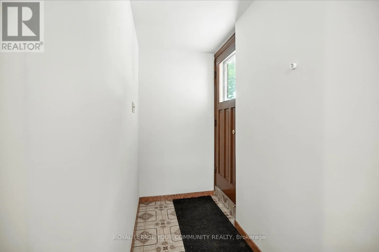 72 FRED BLAND CRESCENT