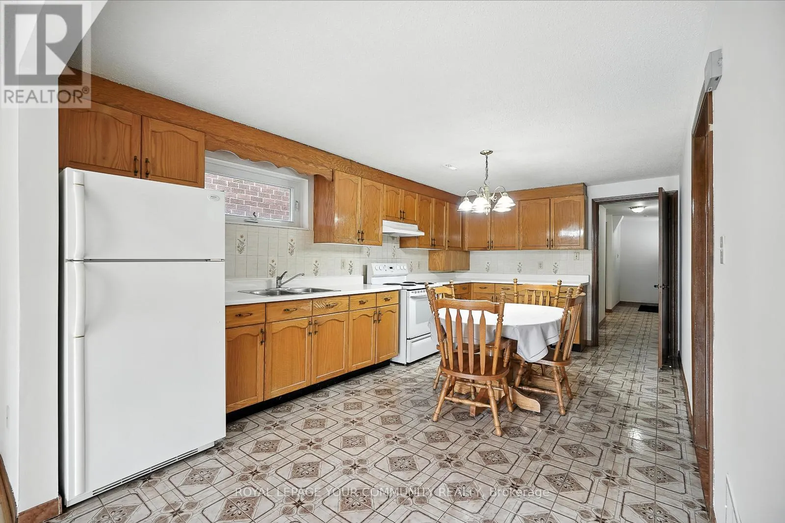 72 FRED BLAND CRESCENT