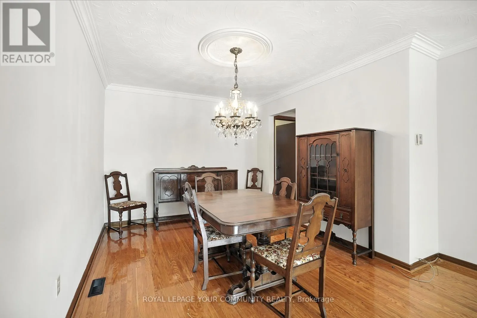 72 FRED BLAND CRESCENT