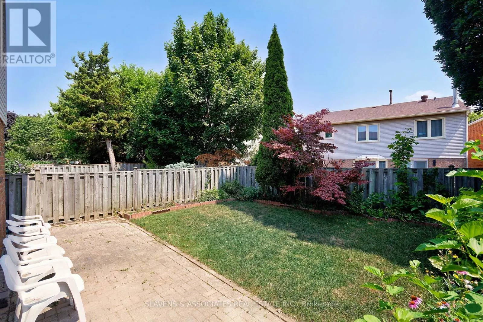 66 INNISCROSS CRESCENT
