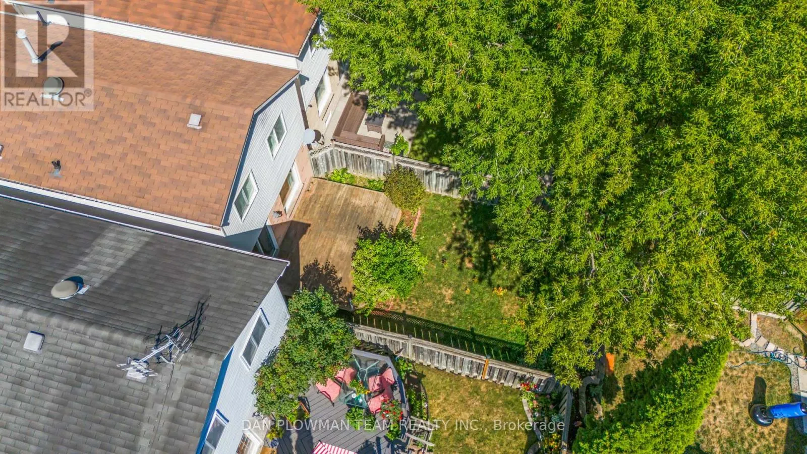 9 SCHILLING COURT