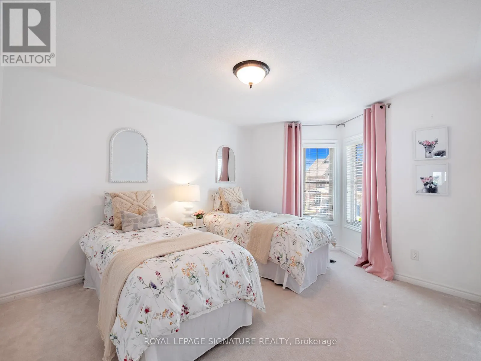 6 JARROW CRESCENT