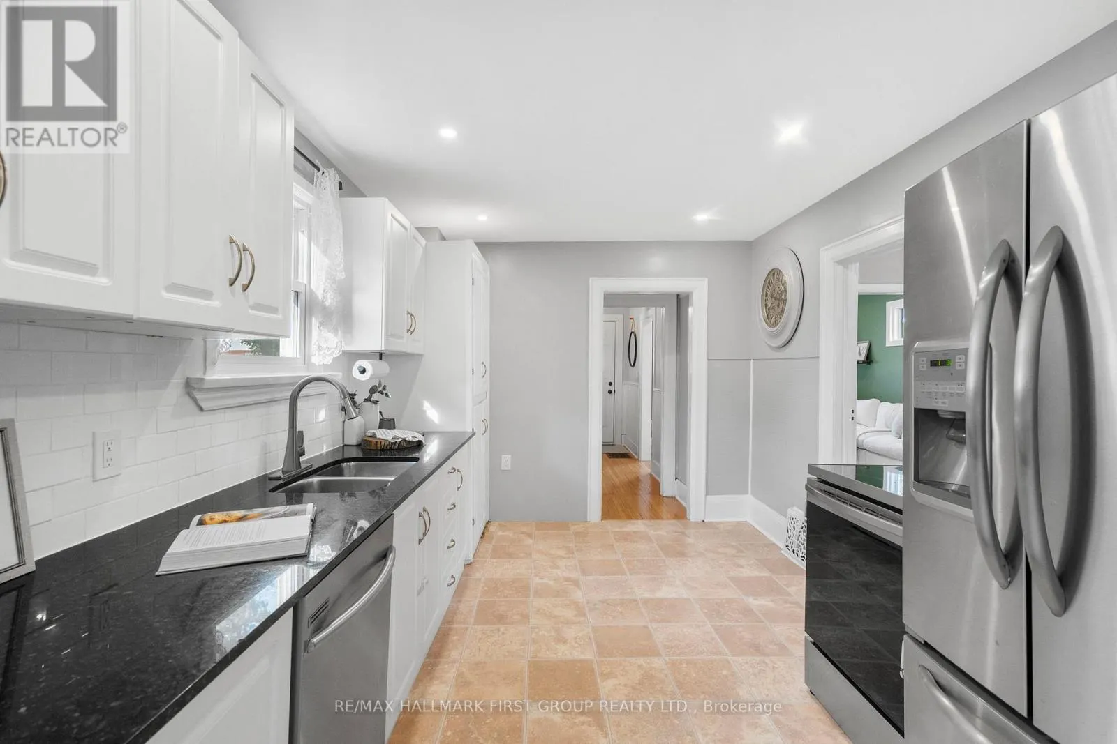 104 GLADSTONE AVENUE