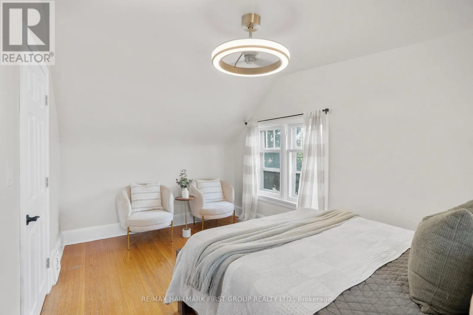 104 GLADSTONE AVENUE