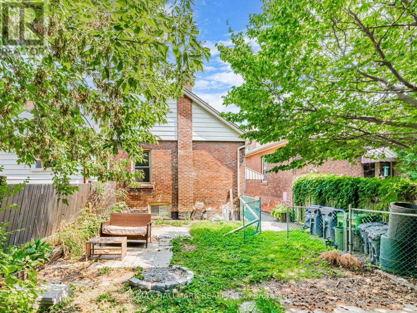 244 KING EDWARD AVENUE