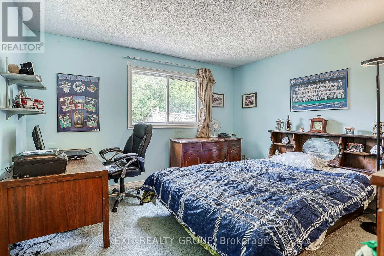 44 ANGUS DRIVE