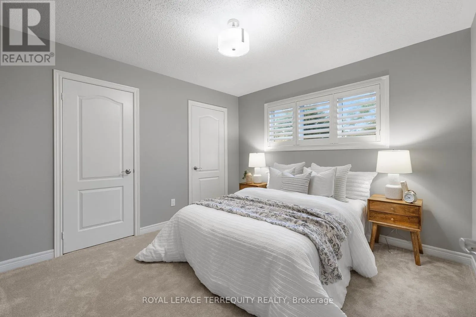 55 SPLENDOR DRIVE