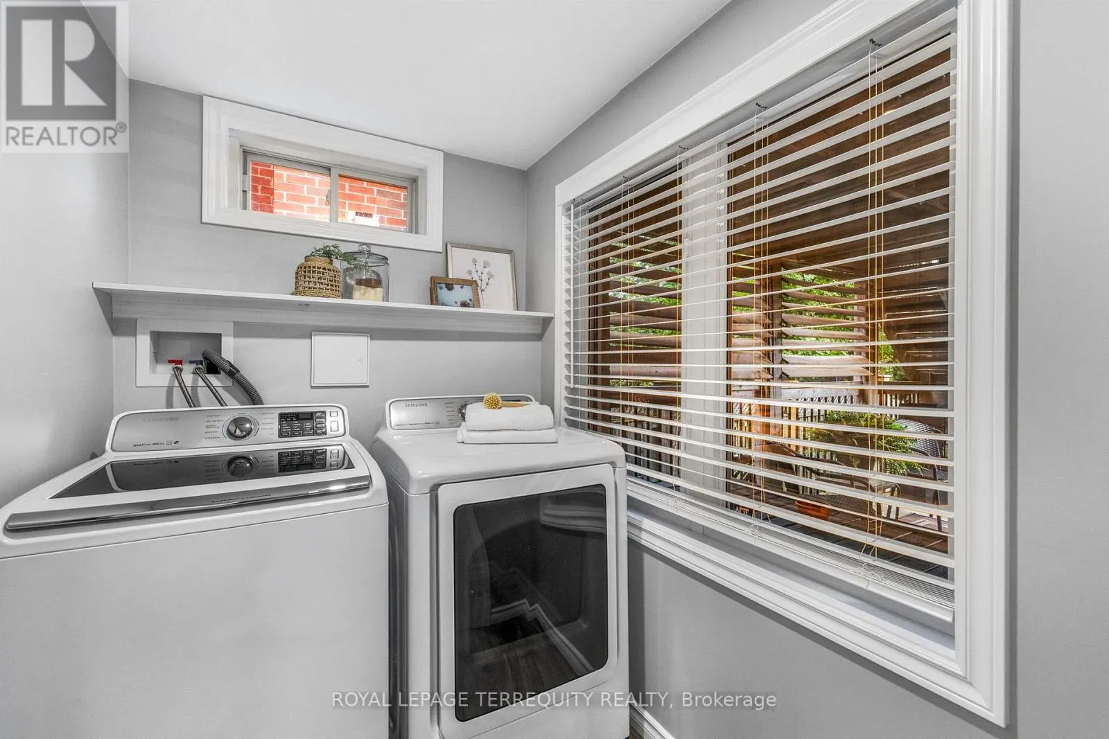 55 SPLENDOR DRIVE