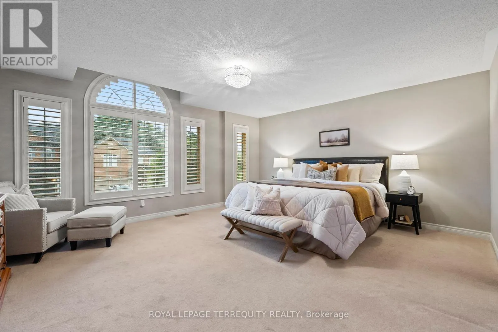 55 SPLENDOR DRIVE