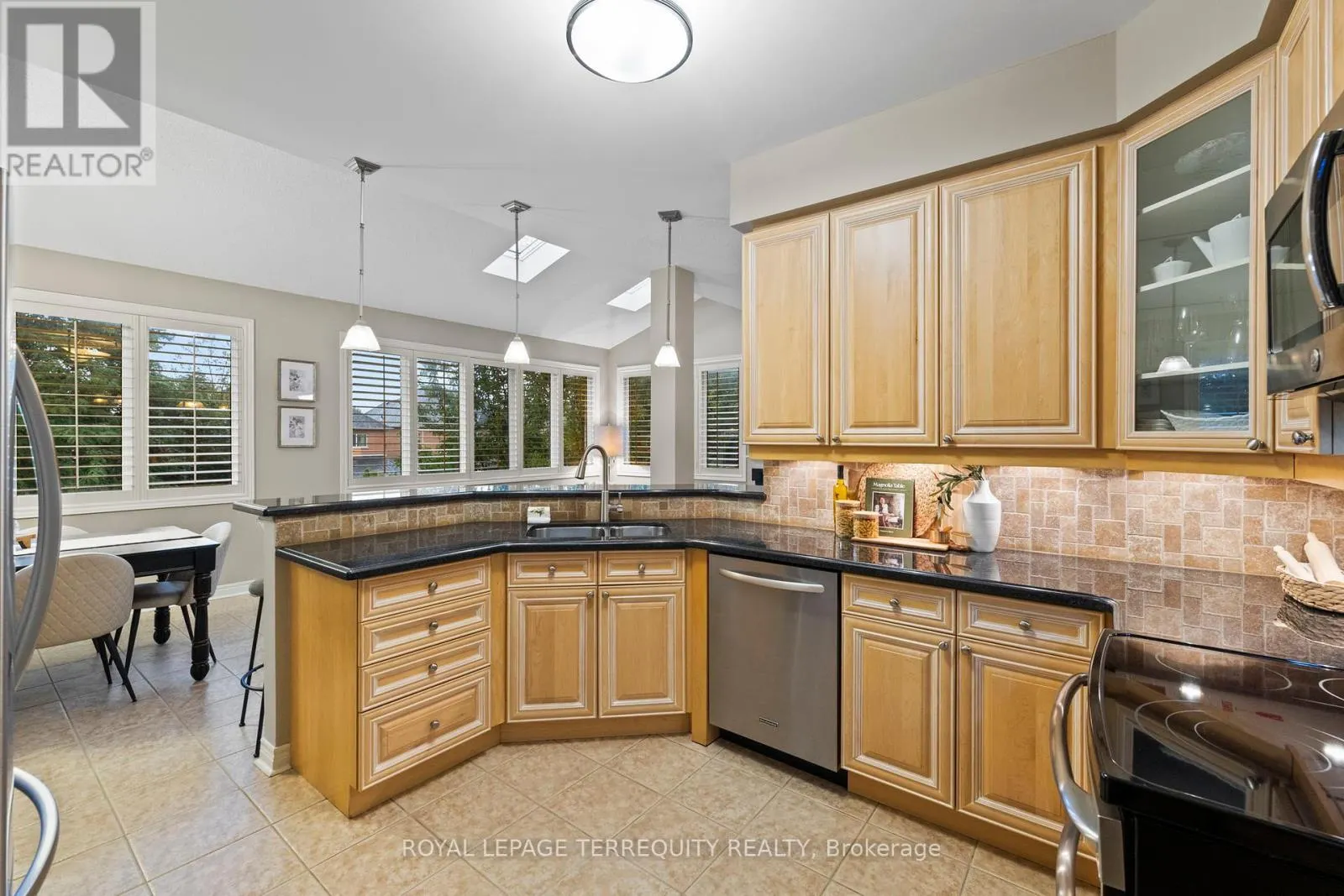 55 SPLENDOR DRIVE