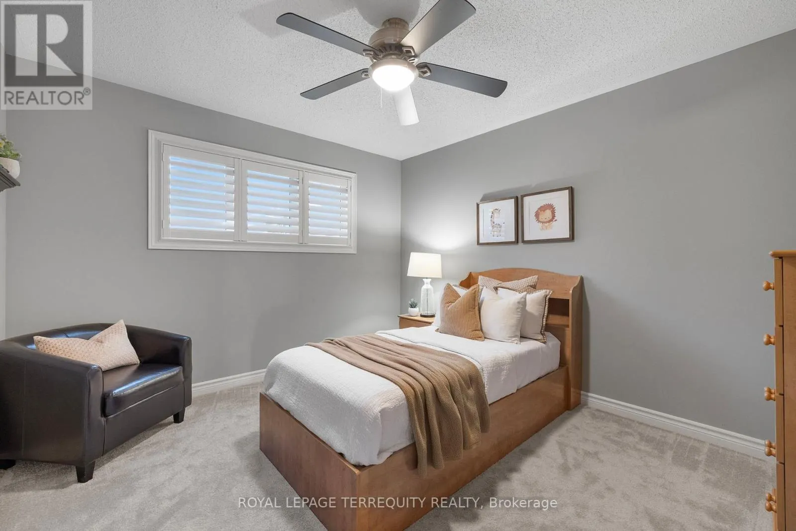 55 SPLENDOR DRIVE