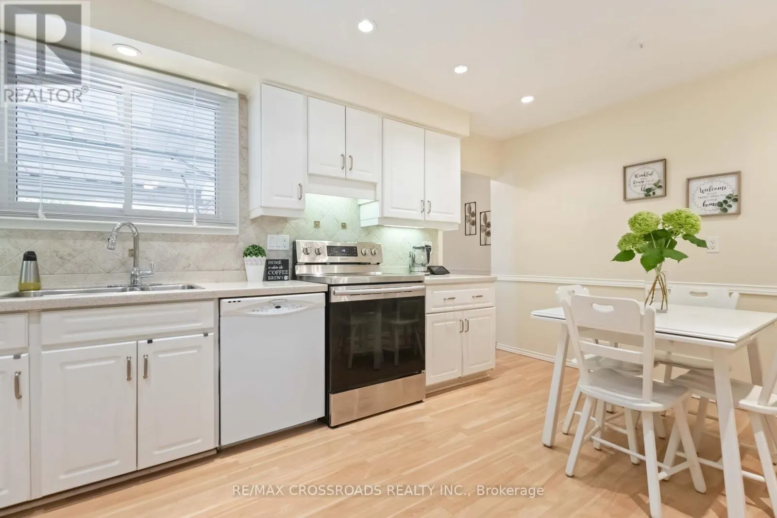 3 BOWATER DRIVE