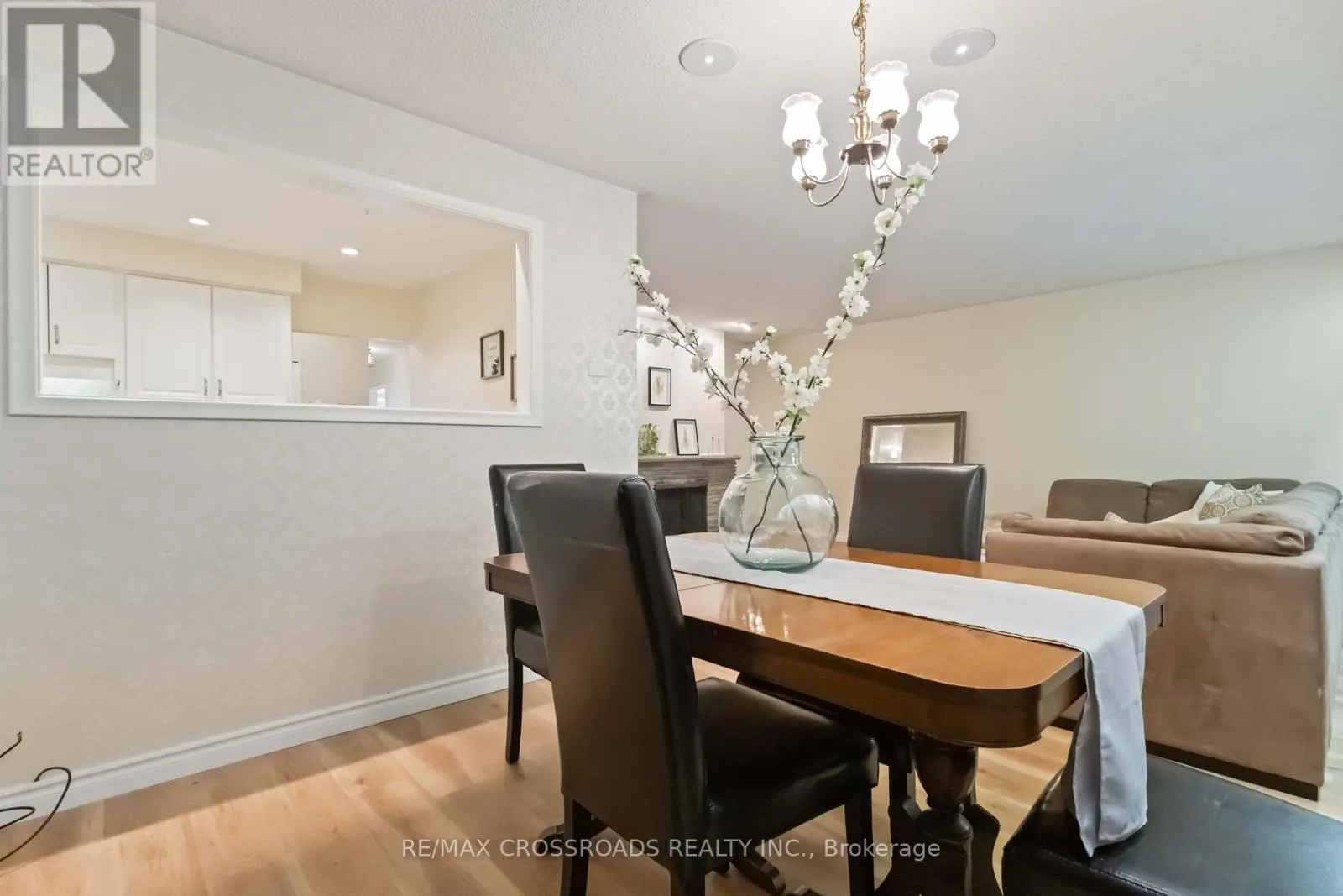 3 BOWATER DRIVE