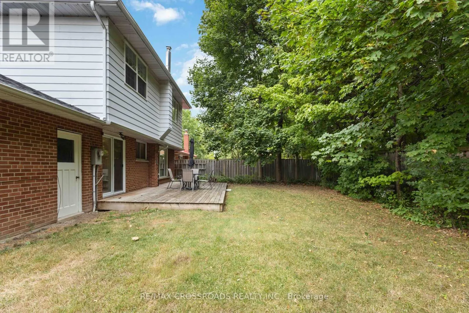 3 BOWATER DRIVE
