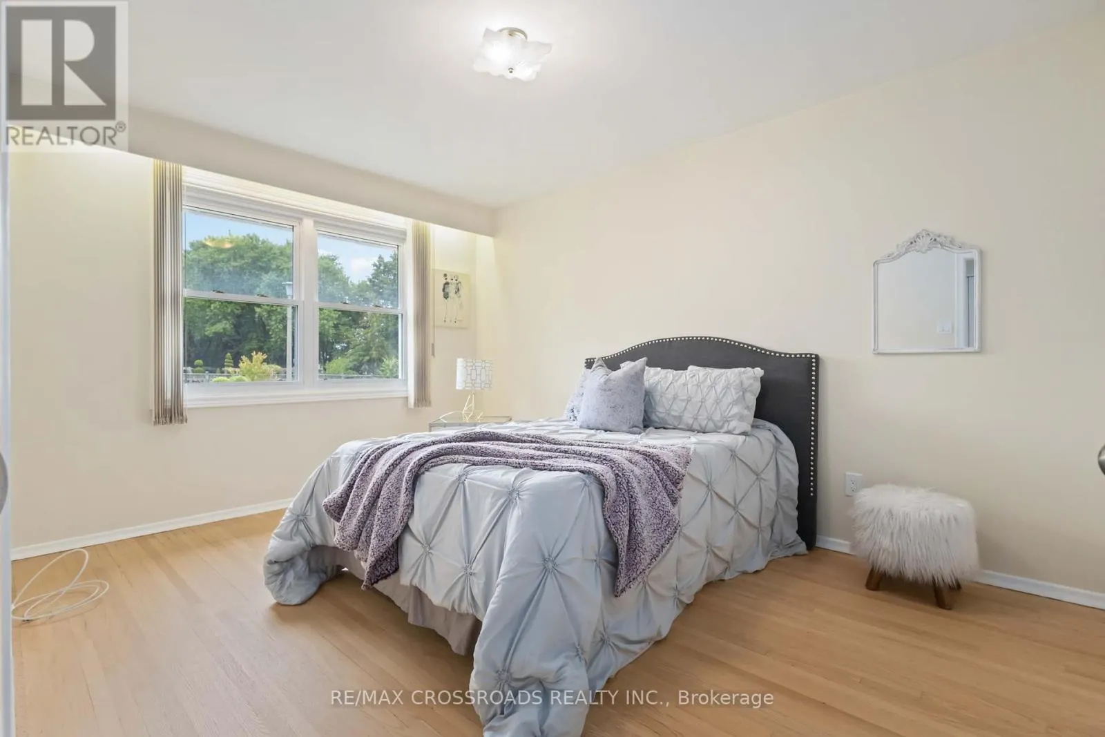 3 BOWATER DRIVE