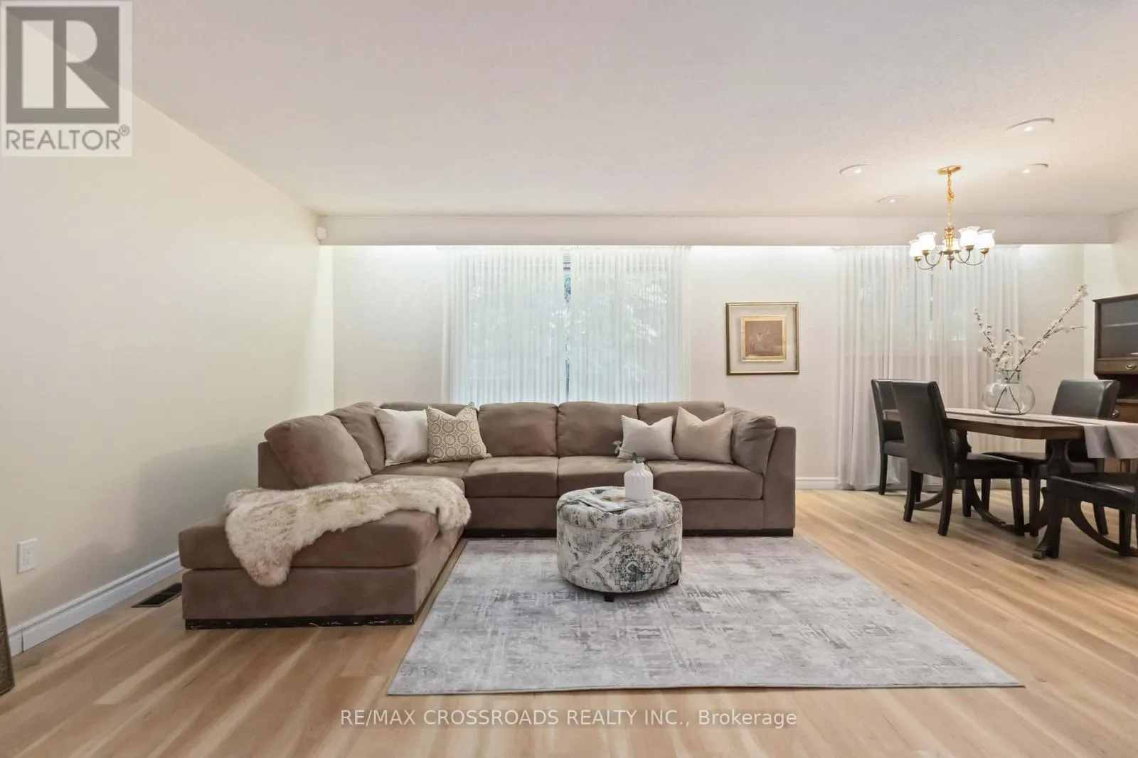 3 BOWATER DRIVE