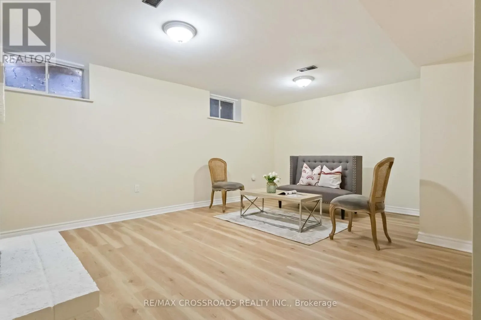 3 BOWATER DRIVE