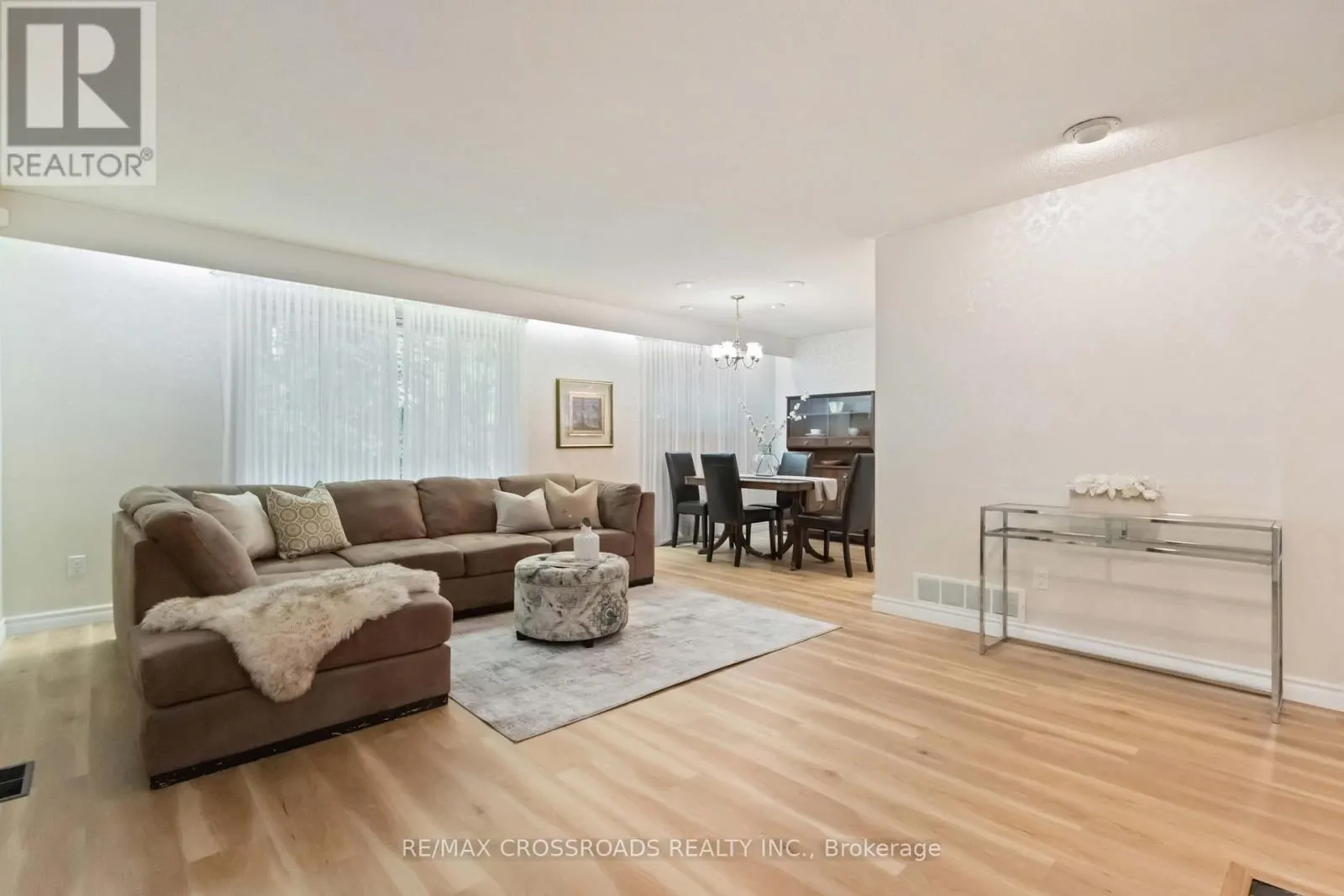 3 BOWATER DRIVE