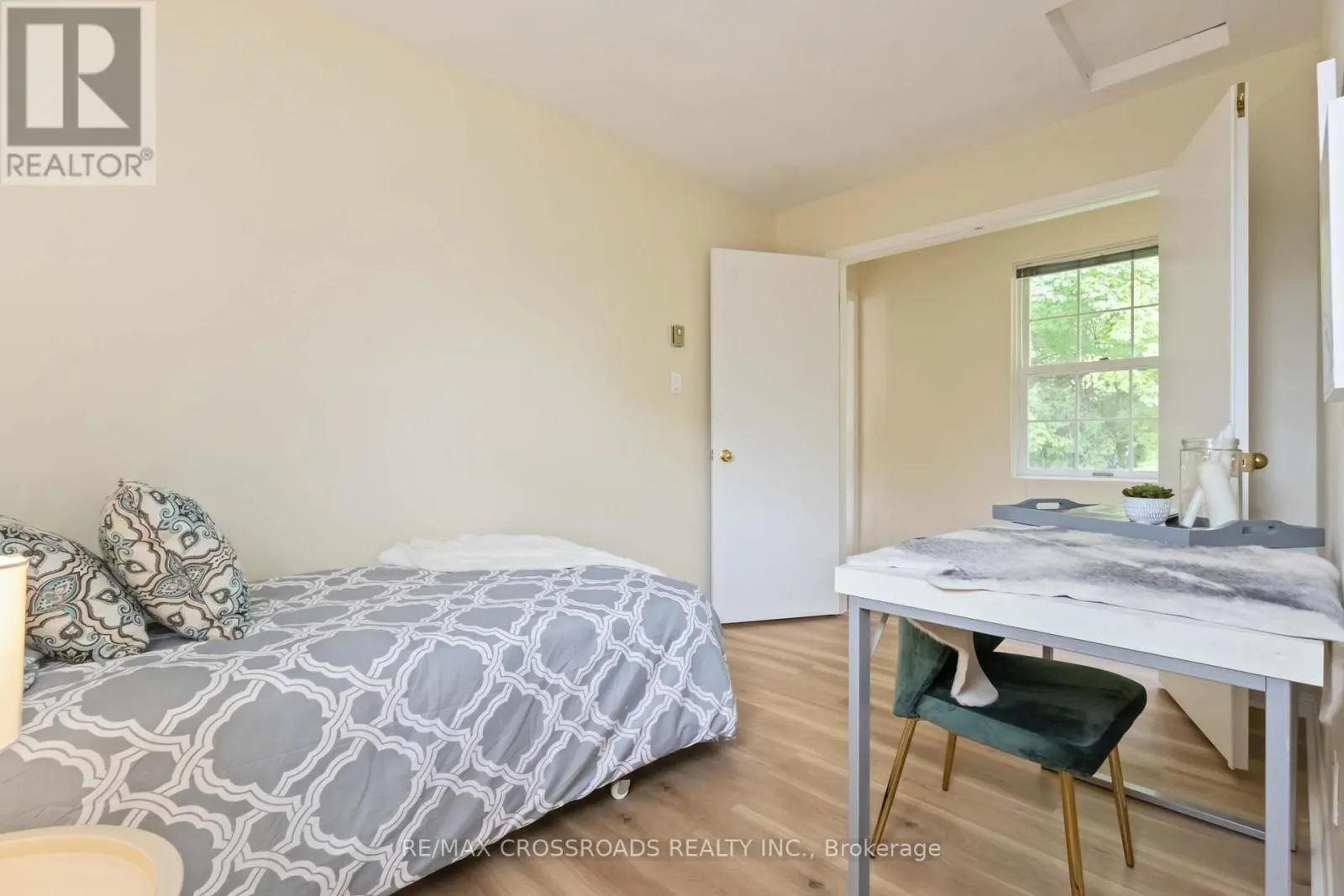 3 BOWATER DRIVE