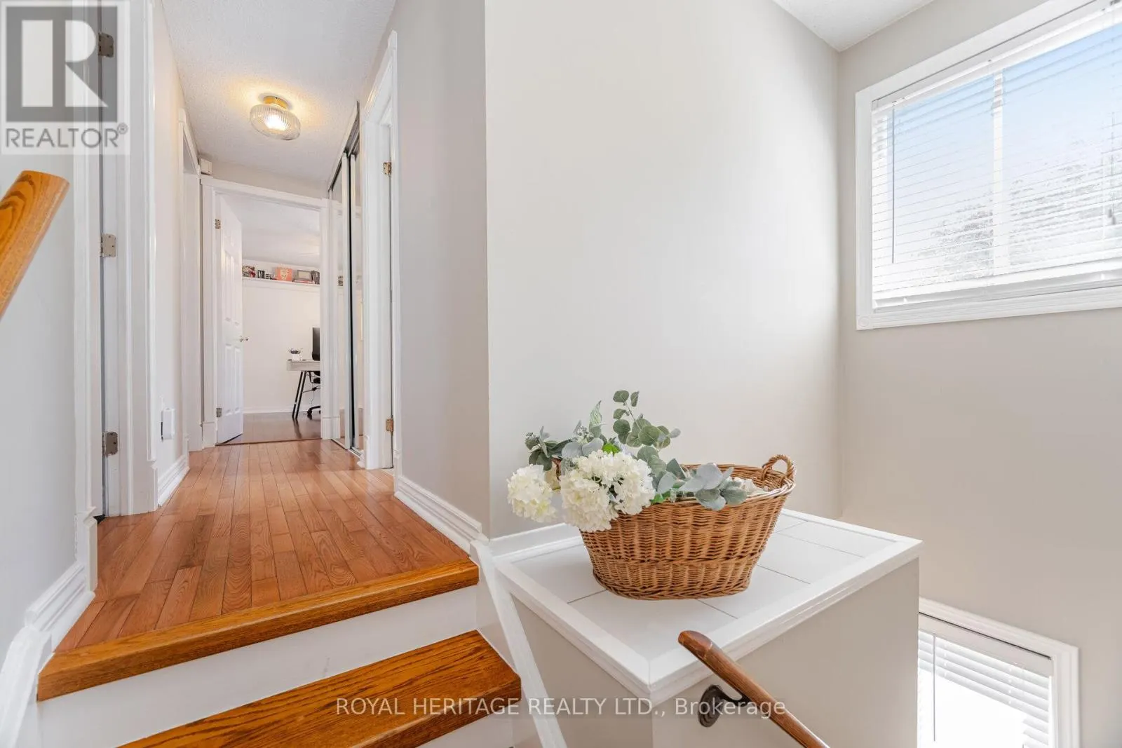 6 FIELD CRESCENT