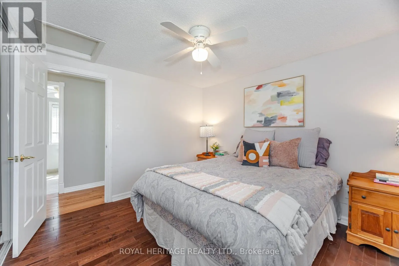 6 FIELD CRESCENT