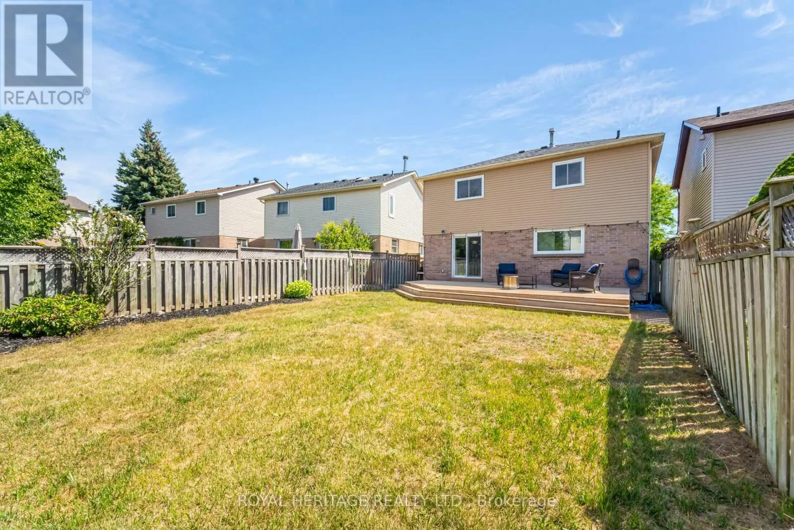 6 FIELD CRESCENT