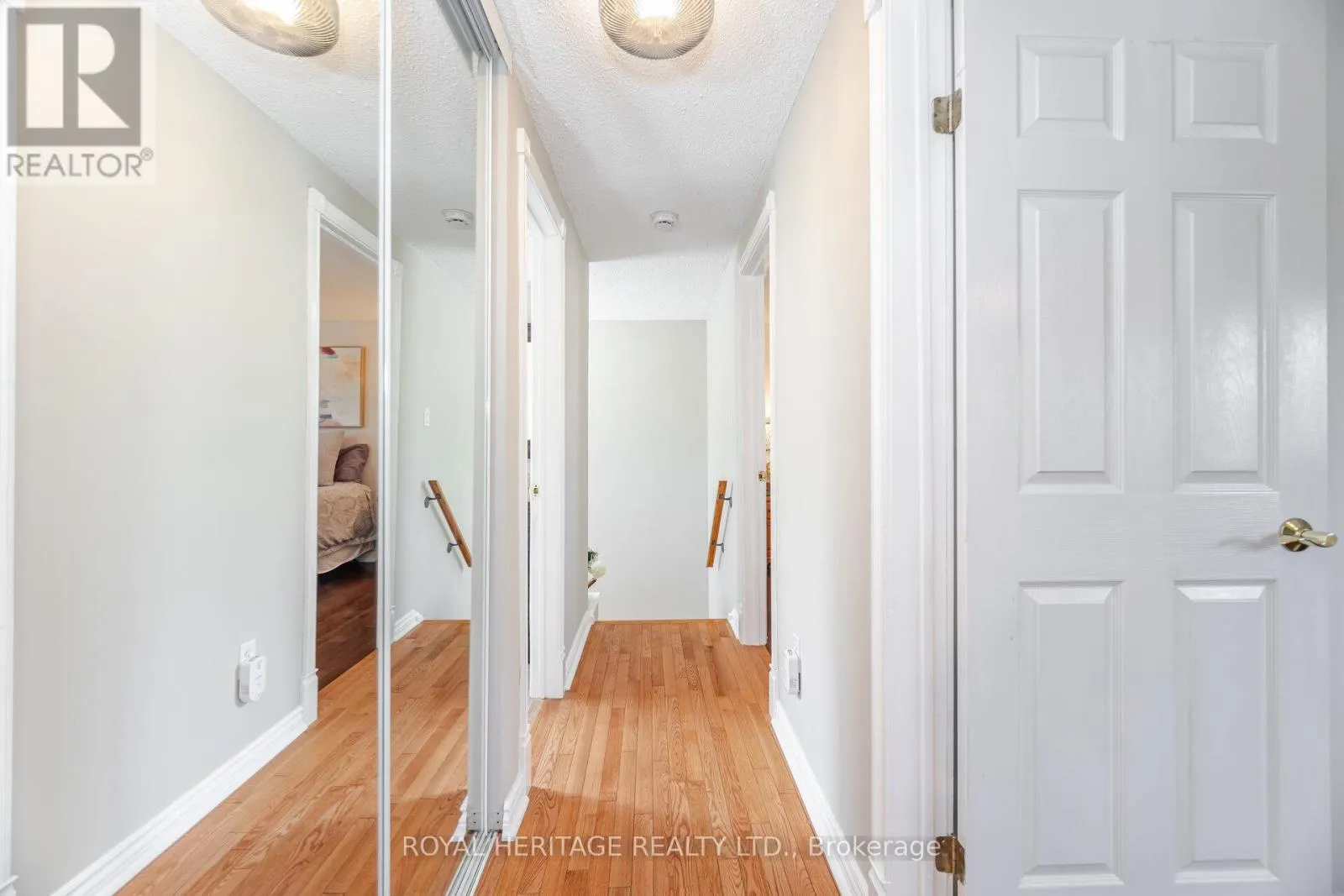 6 FIELD CRESCENT