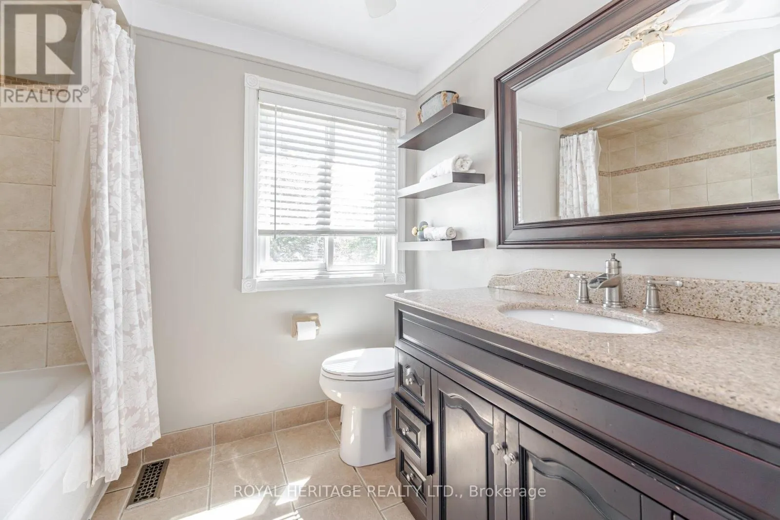 6 FIELD CRESCENT