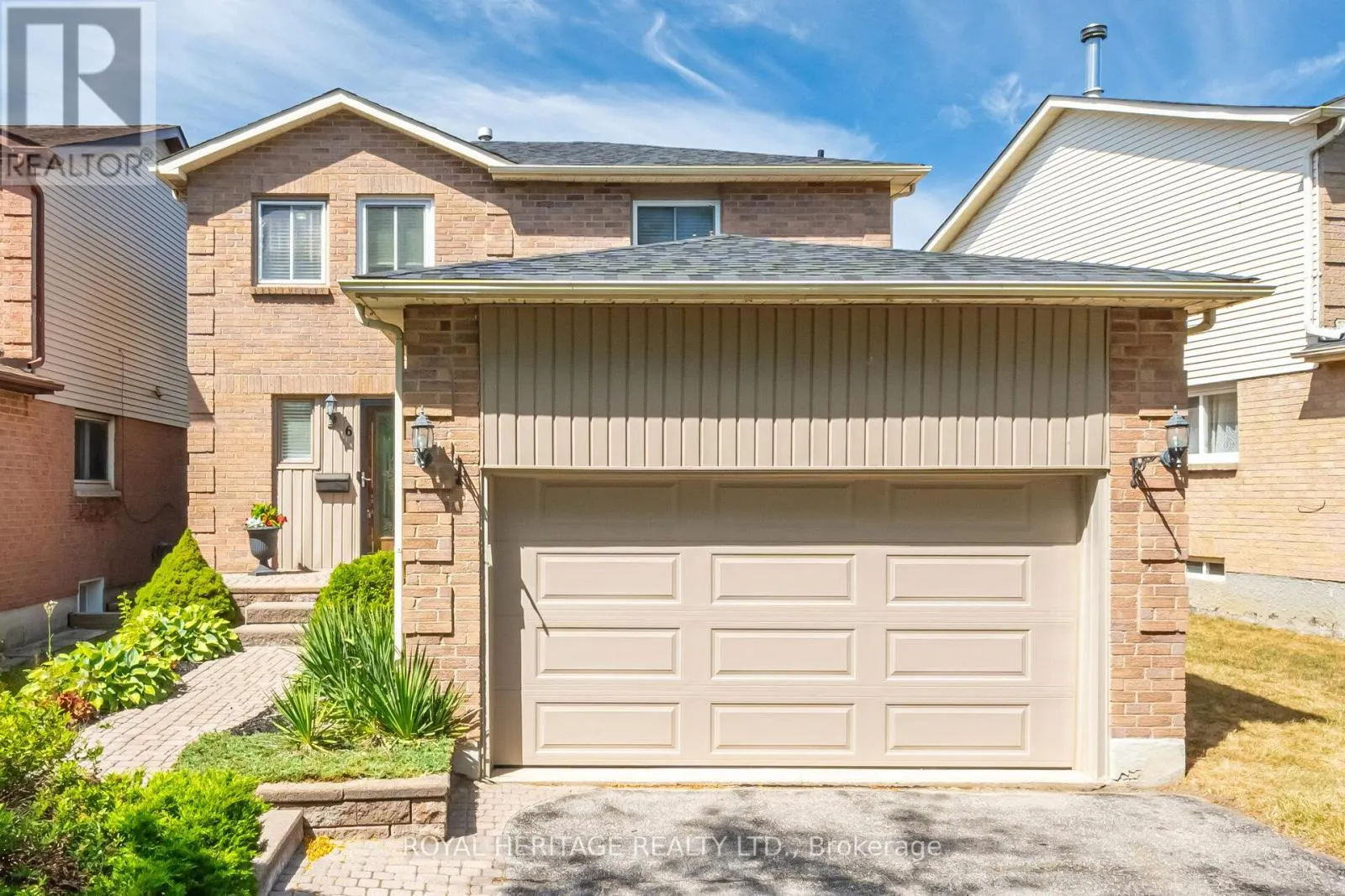 6 FIELD CRESCENT