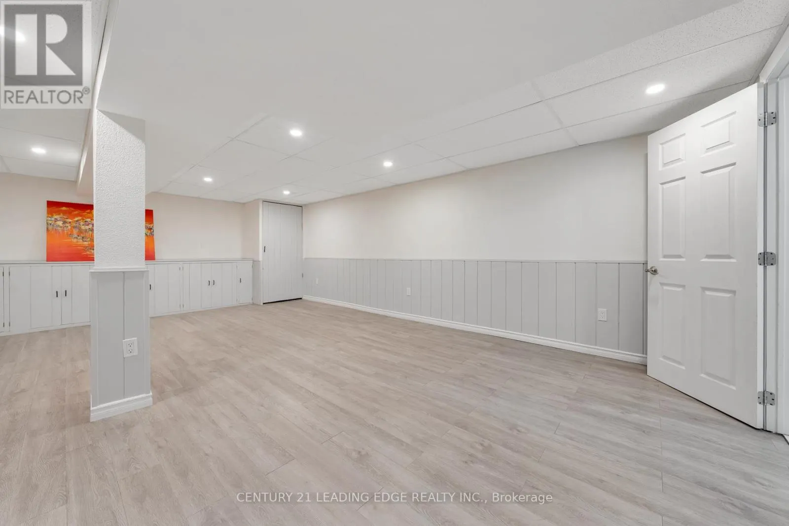 809 SANOK DRIVE