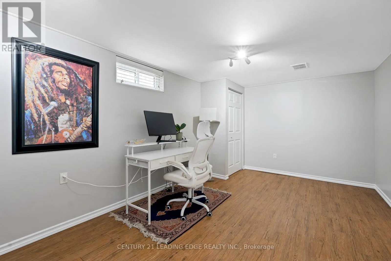 809 SANOK DRIVE