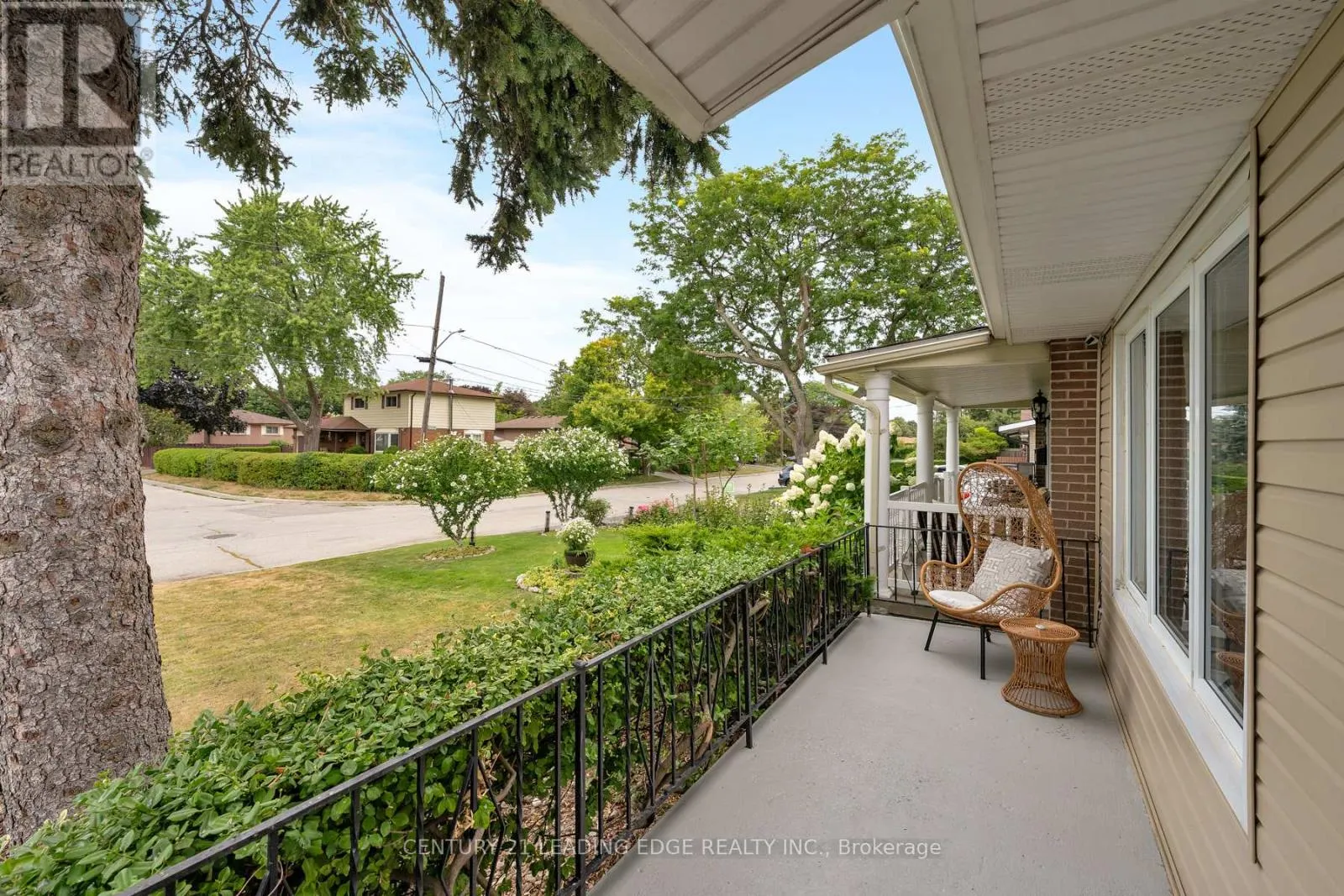 809 SANOK DRIVE