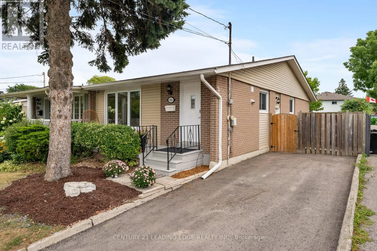 809 SANOK DRIVE