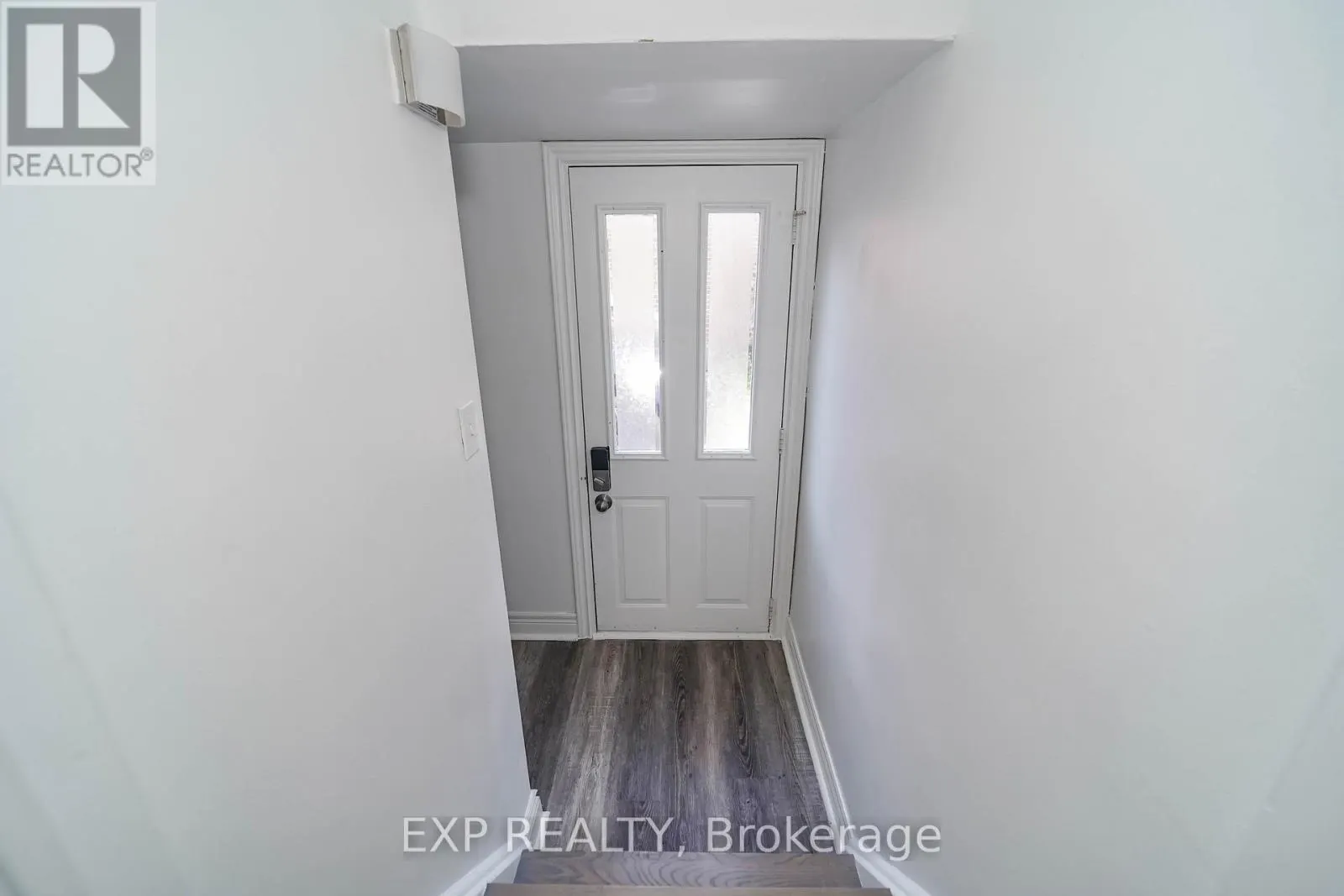 43 SOUTHMEAD ROAD