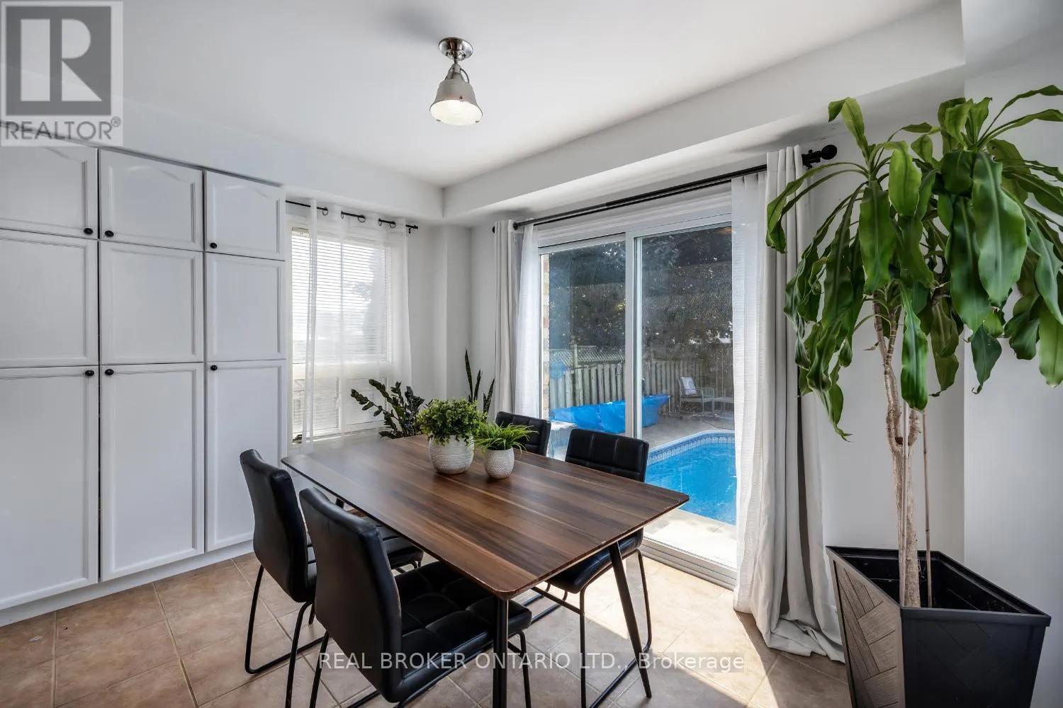 36 WEST SIDE DRIVE