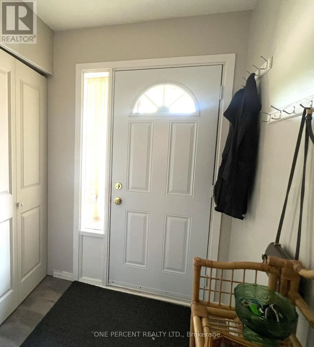 2 - 1330 TROWBRIDGE DRIVE W