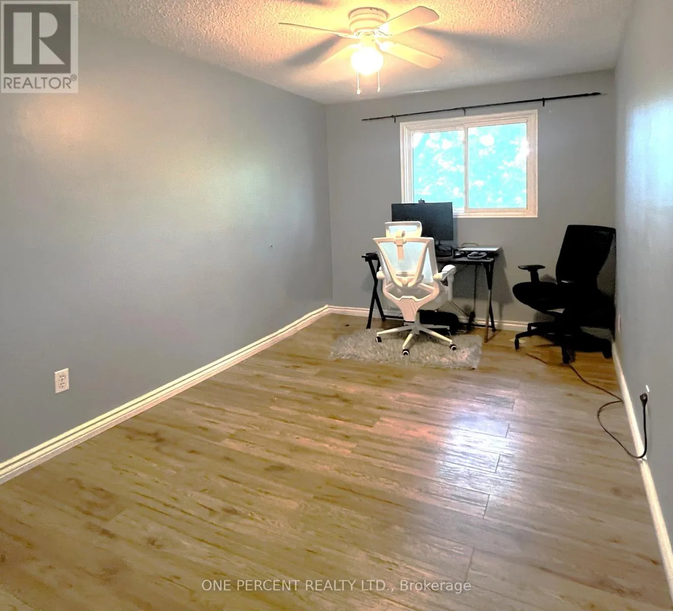 2 - 1330 TROWBRIDGE DRIVE W