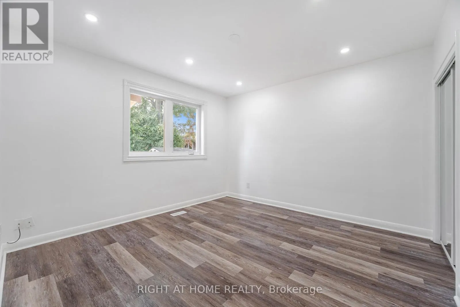 348 BELLAMY ROAD N