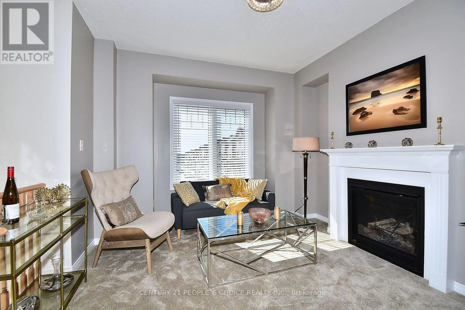 13 DEVINERIDGE AVENUE