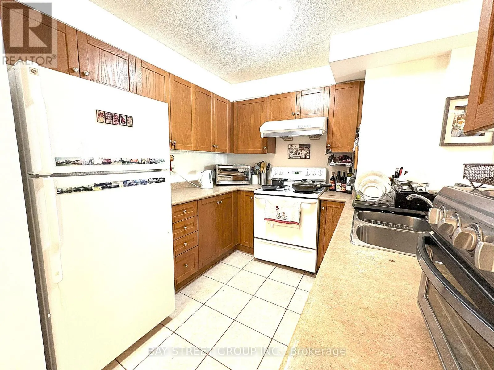 226 - 5235 FINCH AVENUE