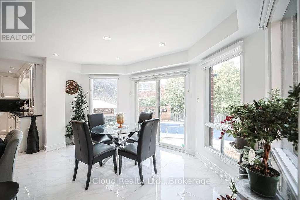 1109 PETUNIA PLACE