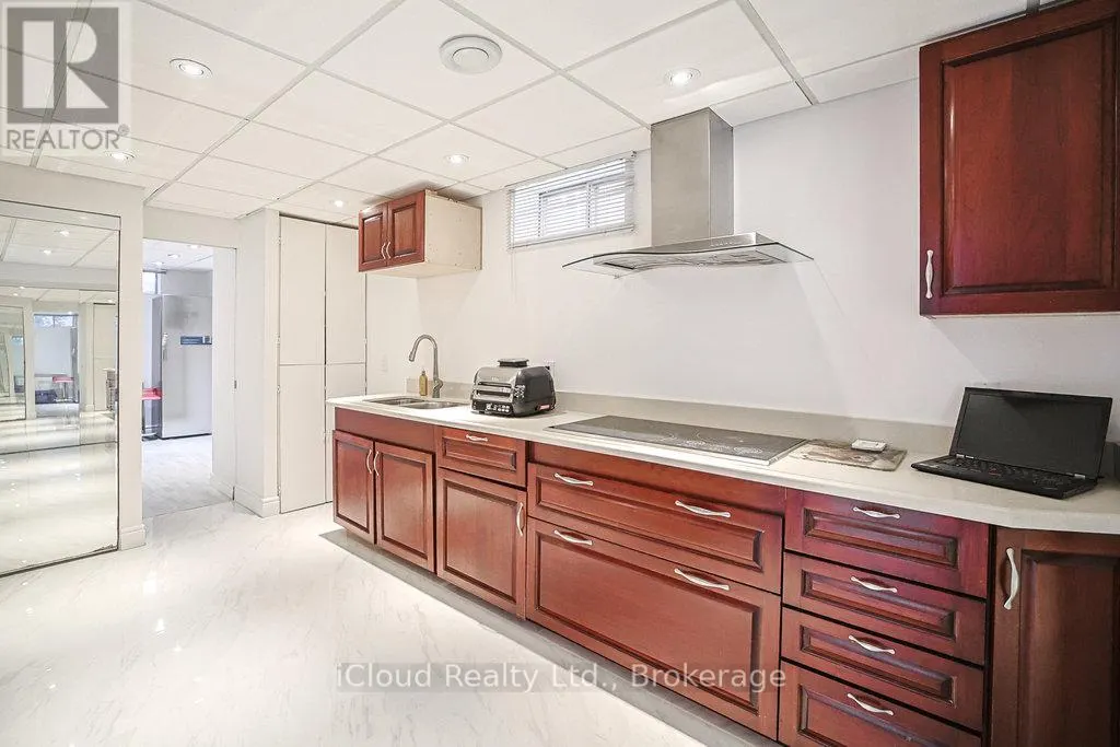 1109 PETUNIA PLACE