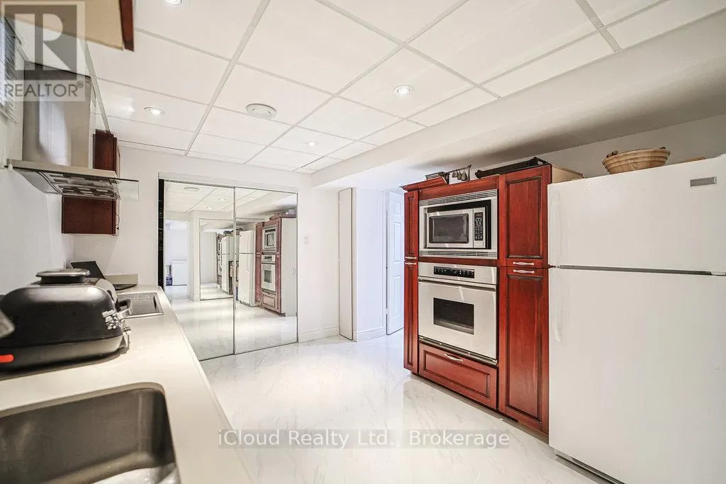 1109 PETUNIA PLACE
