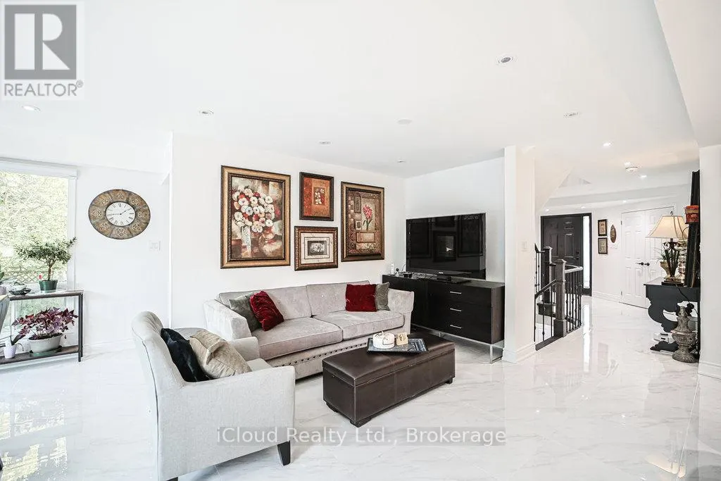 1109 PETUNIA PLACE