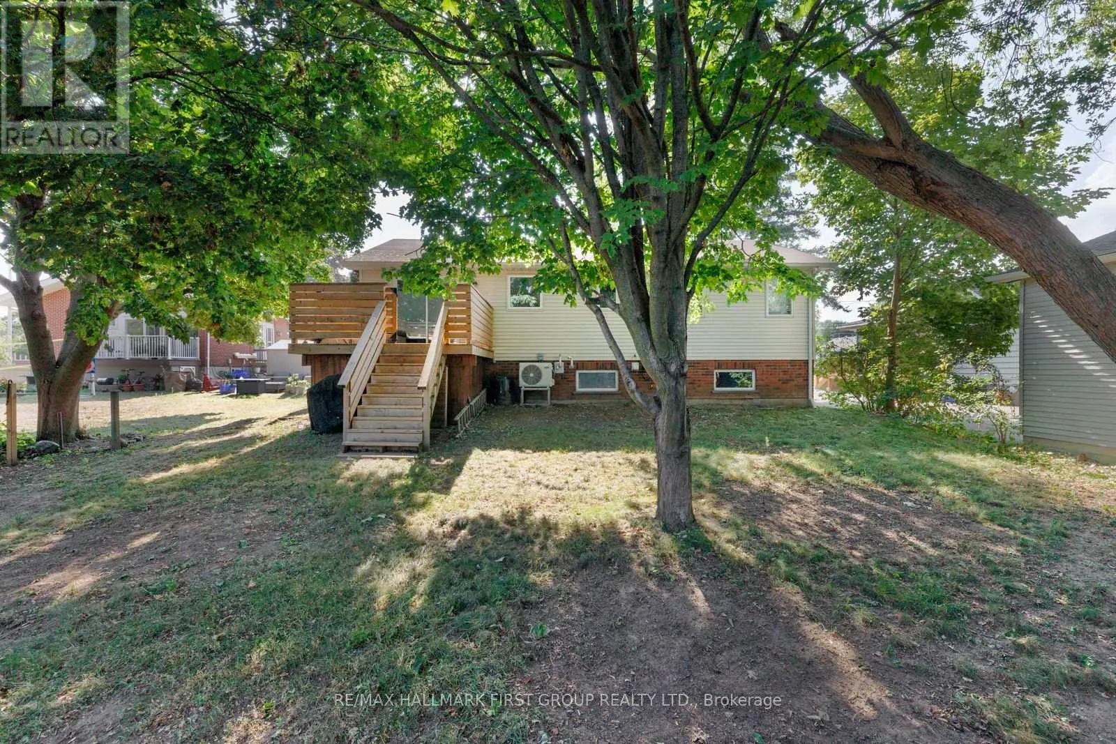 255 GIBBONS STREET