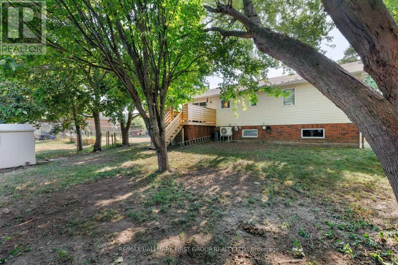 255 GIBBONS STREET
