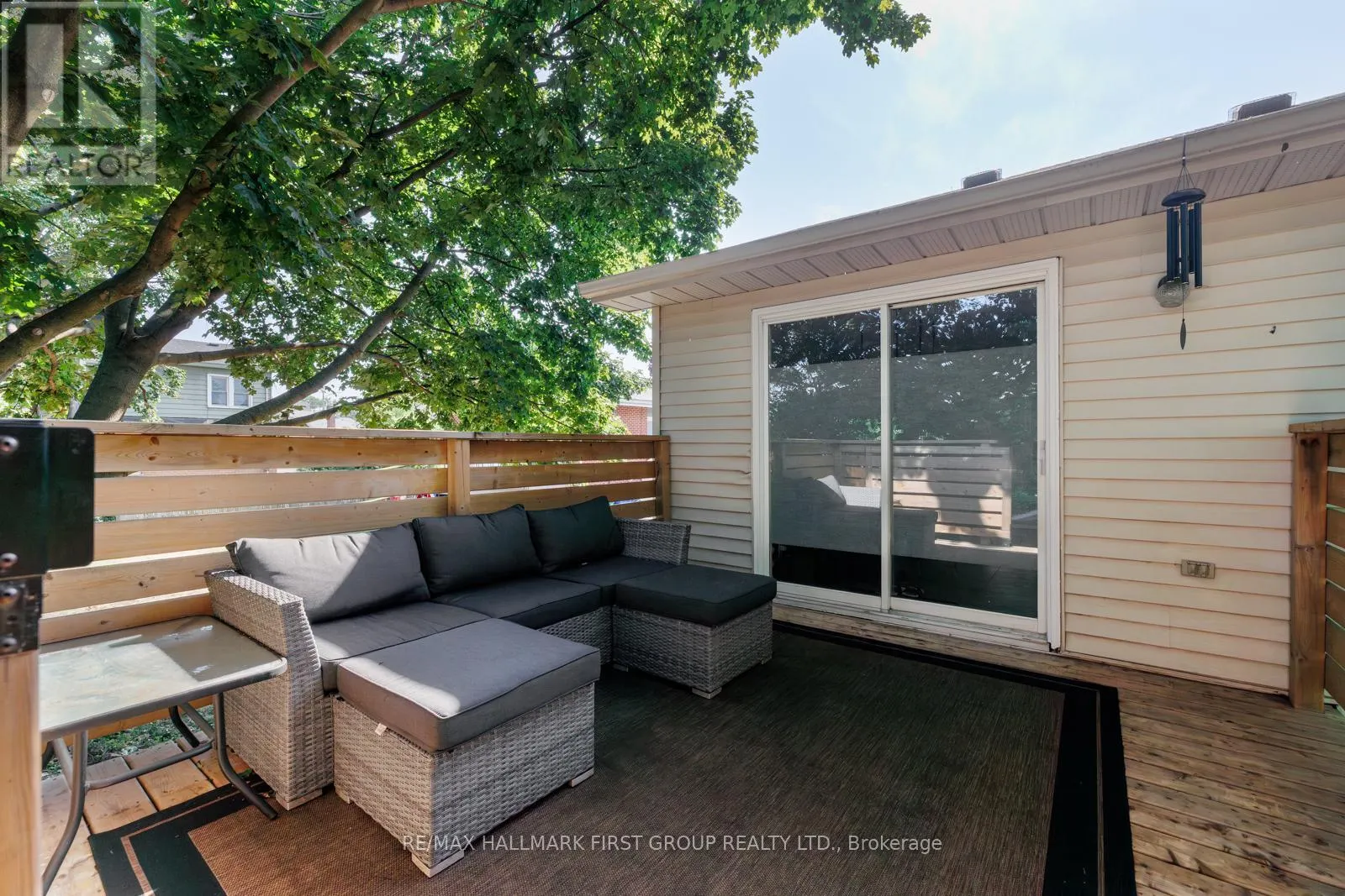 255 GIBBONS STREET