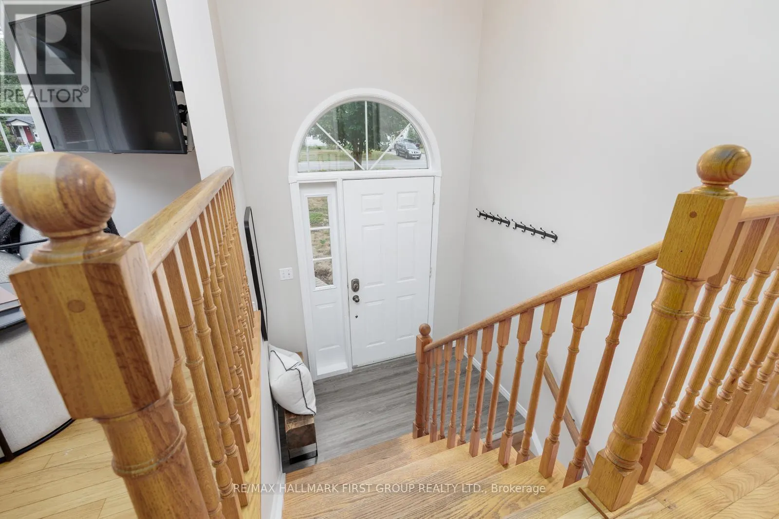 255 GIBBONS STREET